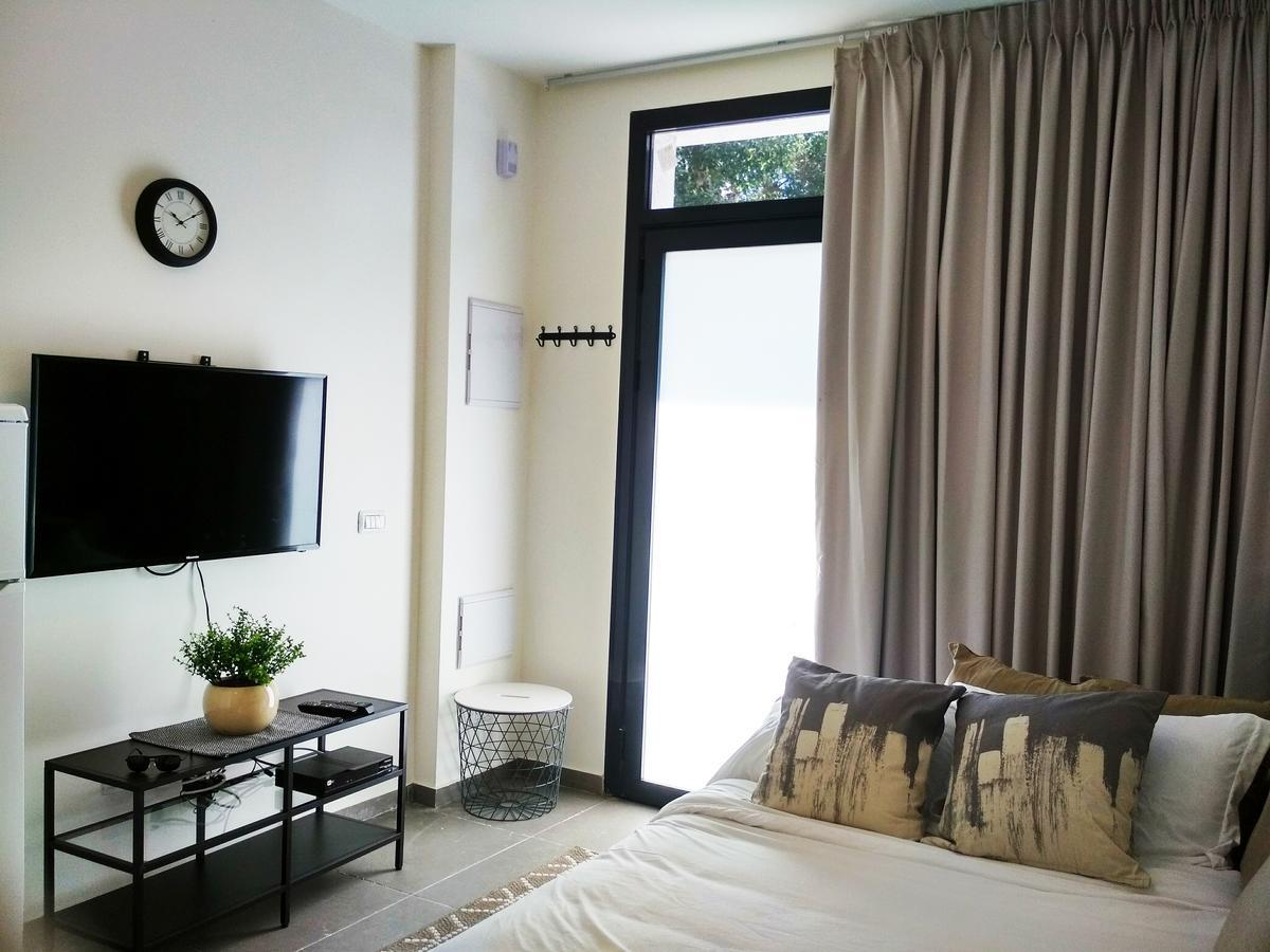 Beautiful Studio On Jerusalem Boulevard 텔아비브 외부 사진