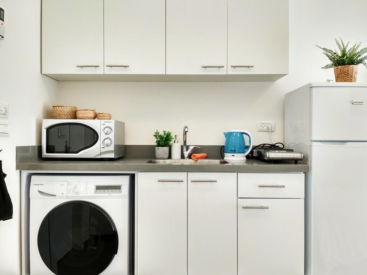 Beautiful Studio On Jerusalem Boulevard 텔아비브 외부 사진