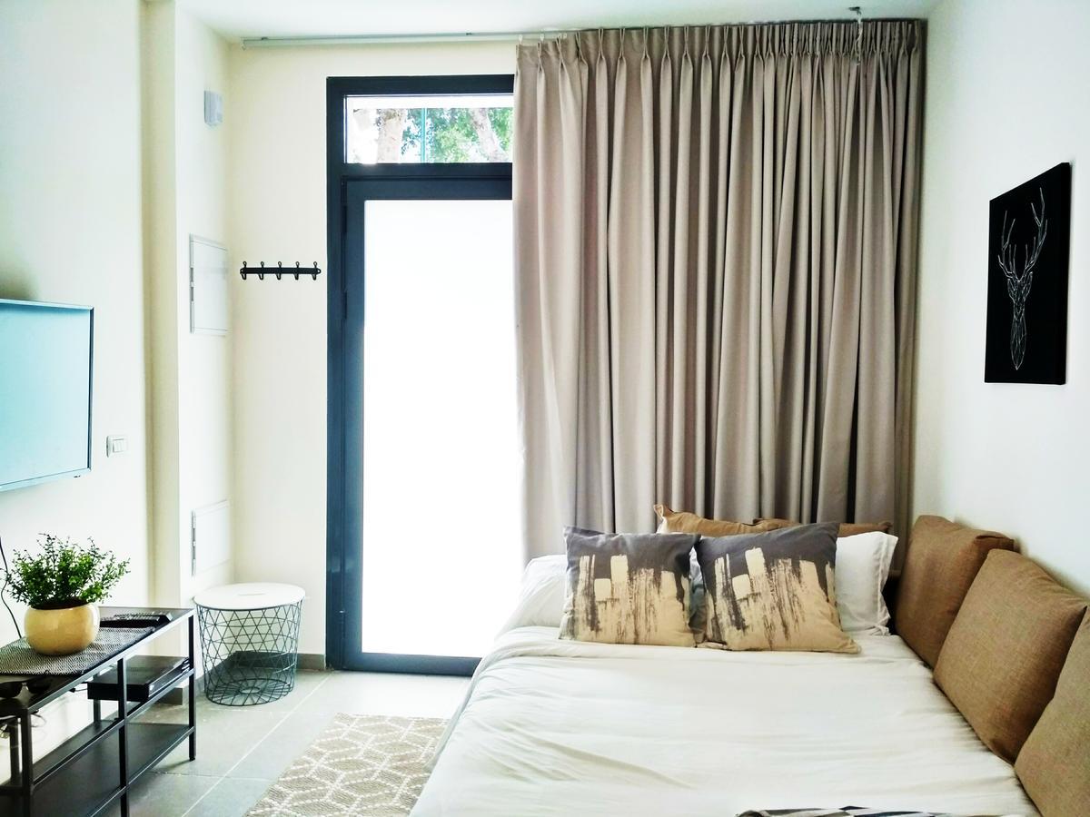 Beautiful Studio On Jerusalem Boulevard 텔아비브 외부 사진